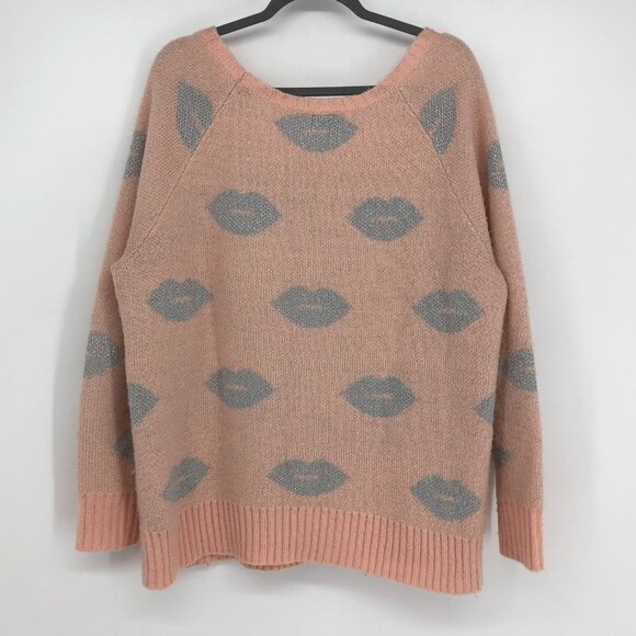 Torrid Pink Silver metallic Lip Print fuzzy Crewneck sweater size 2X - Picture 3 of 16